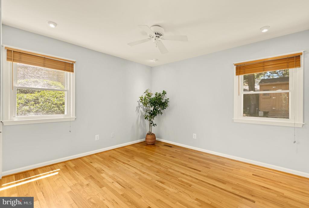 8407 GEORGIAN WAY