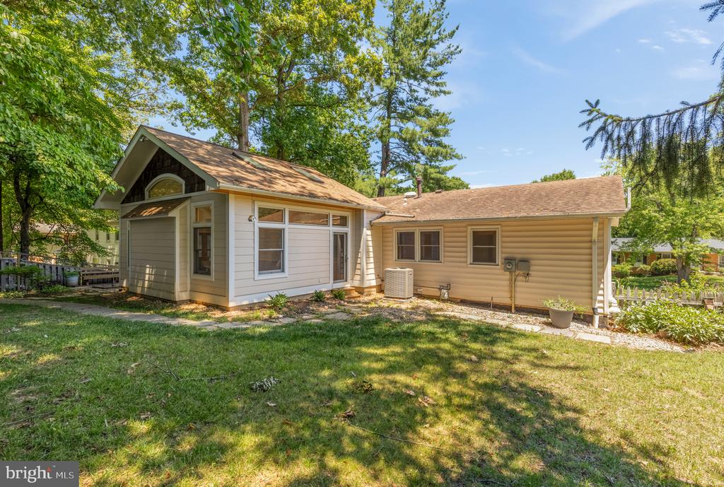 8407 GEORGIAN WAY