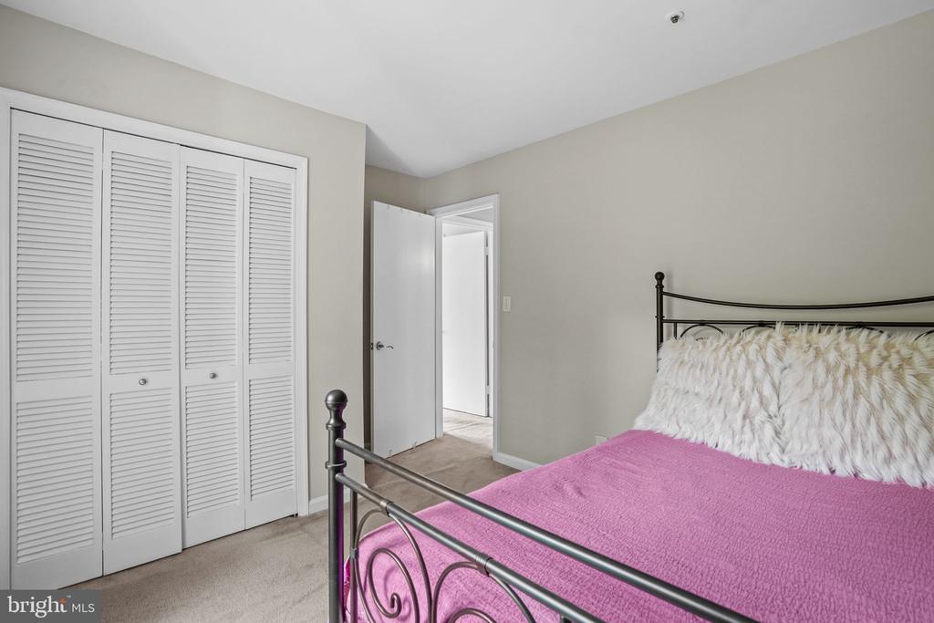 3178 SUMMIT SQUARE DRIVE 3-D2