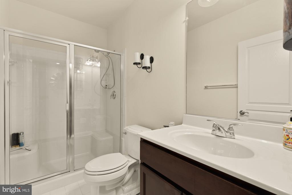 6522 WAYSIDE PLACE