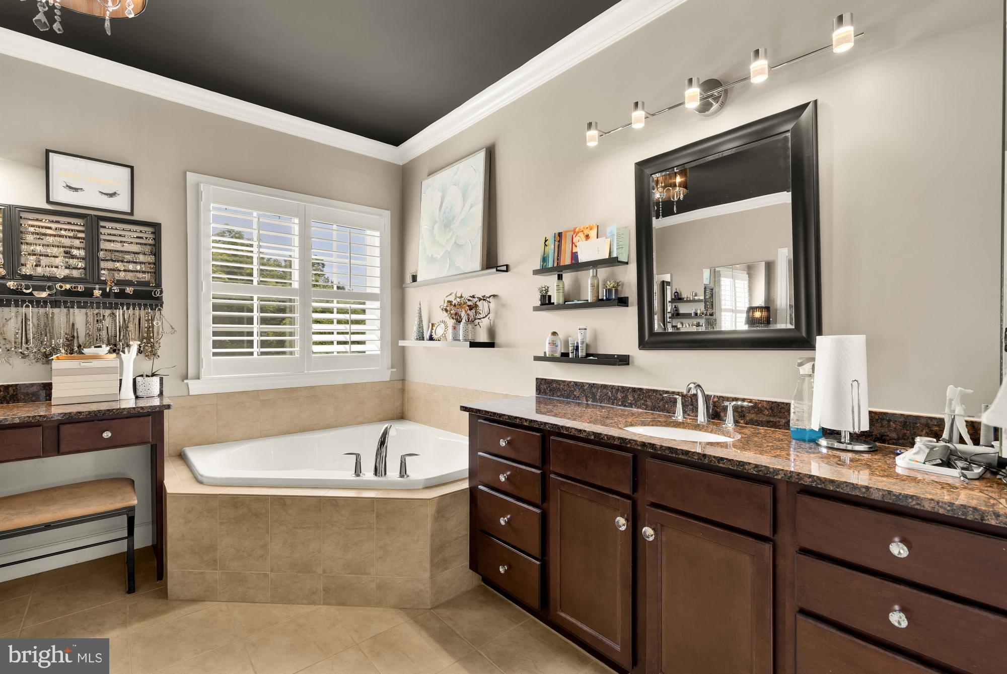6522 WAYSIDE PLACE