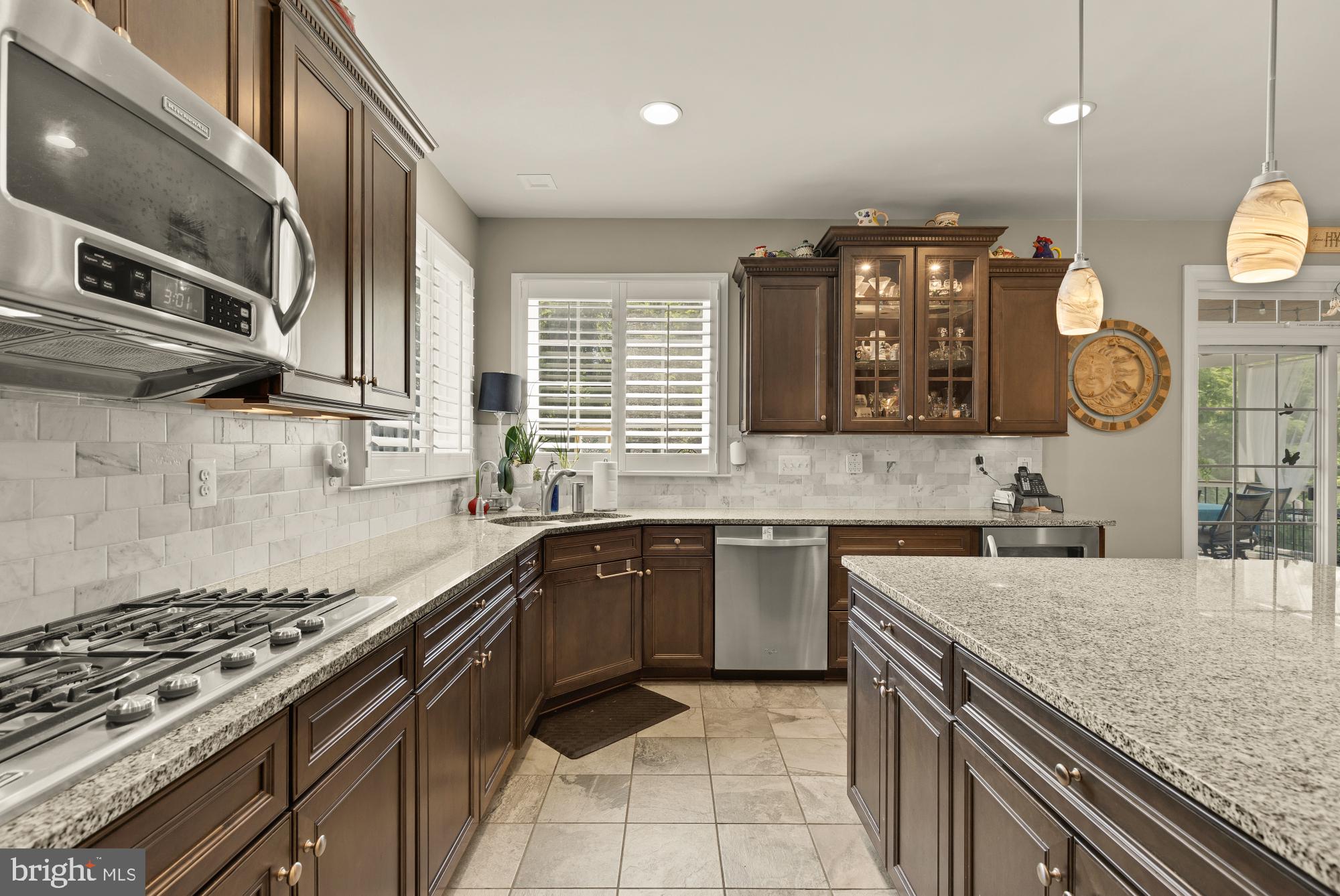 6522 WAYSIDE PLACE