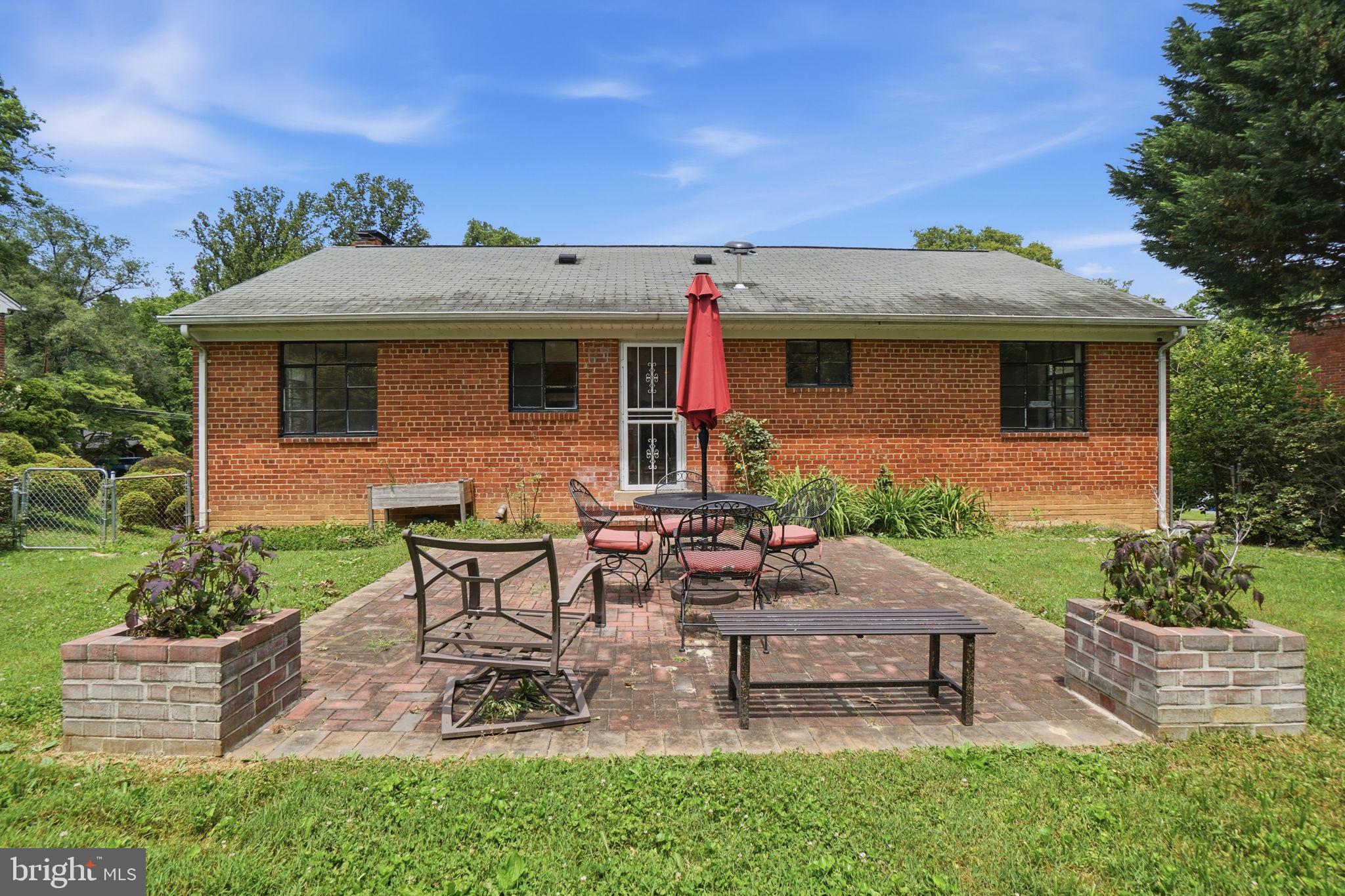 7005 RALEIGH ROAD
