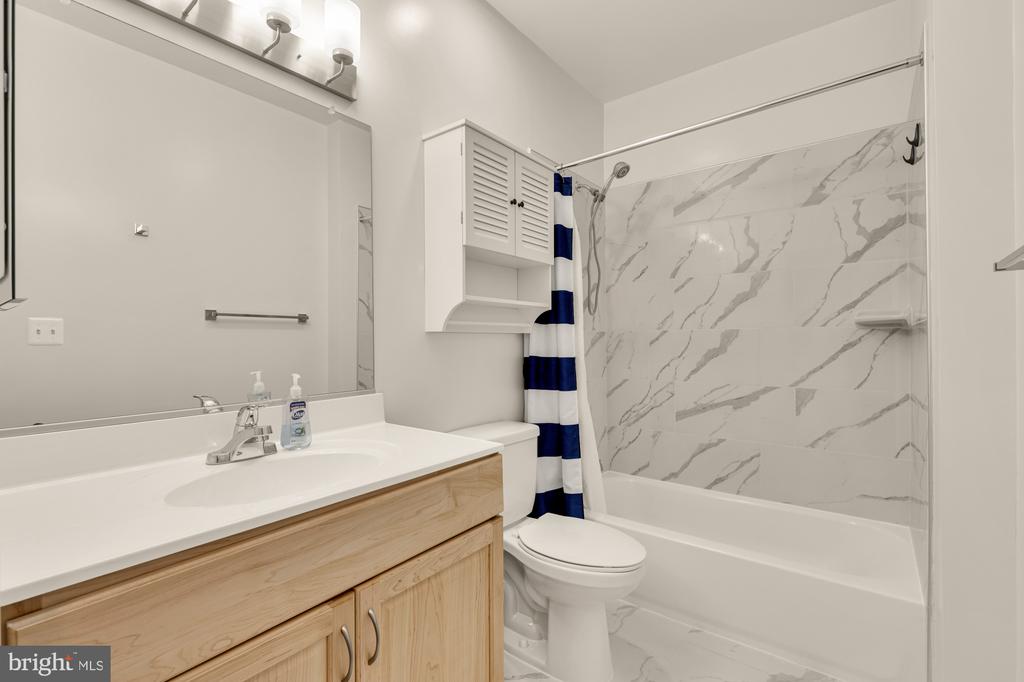 4210 MOZART BRIGADE LANE C 4210-C