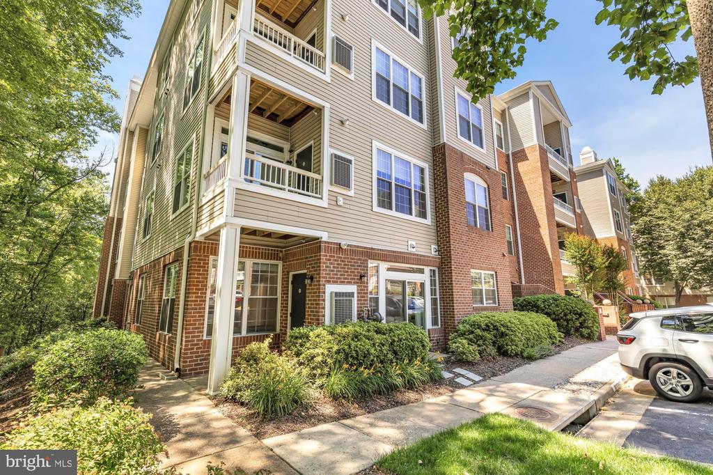 4210 MOZART BRIGADE LANE C 4210-C