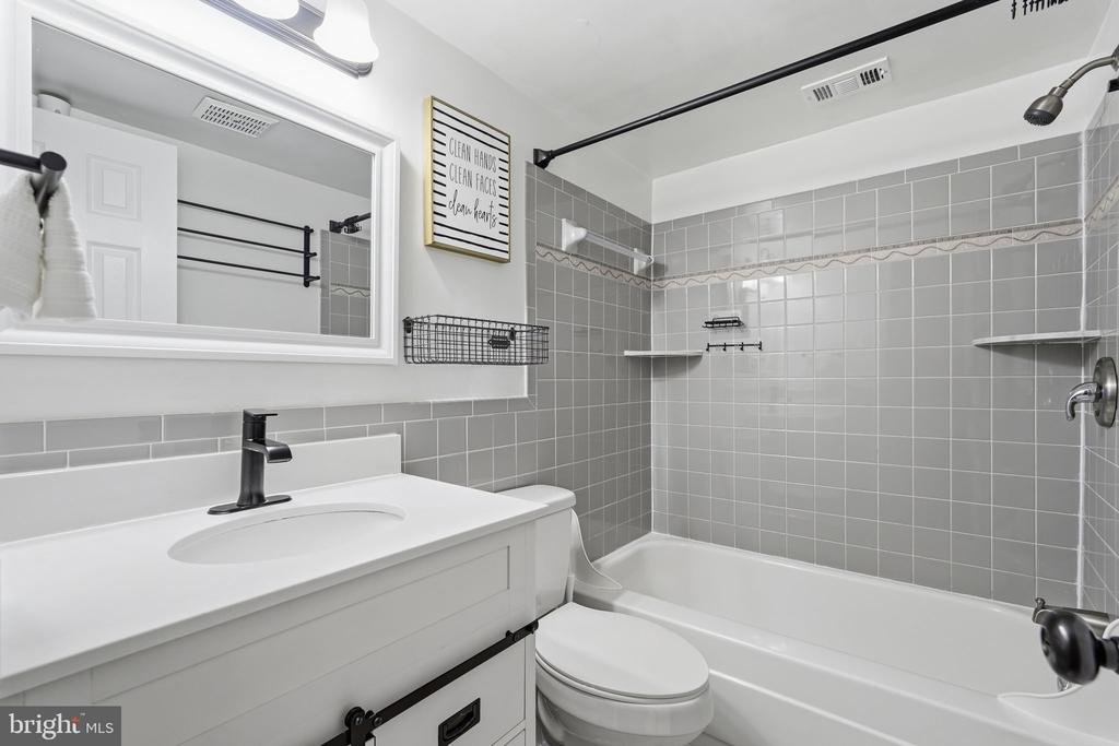 8314 TOBIN ROAD T3