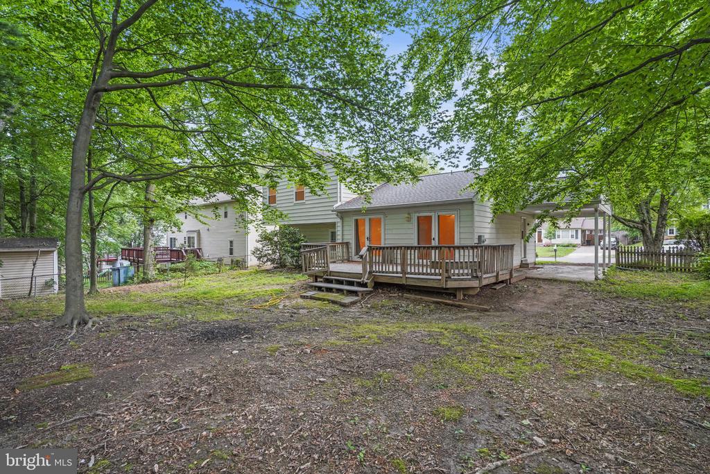 9086 BROOK FORD ROAD