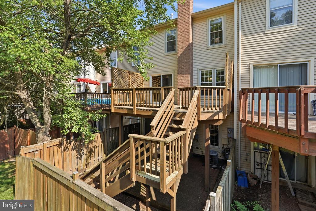 4262 FOX LAKE DRIVE