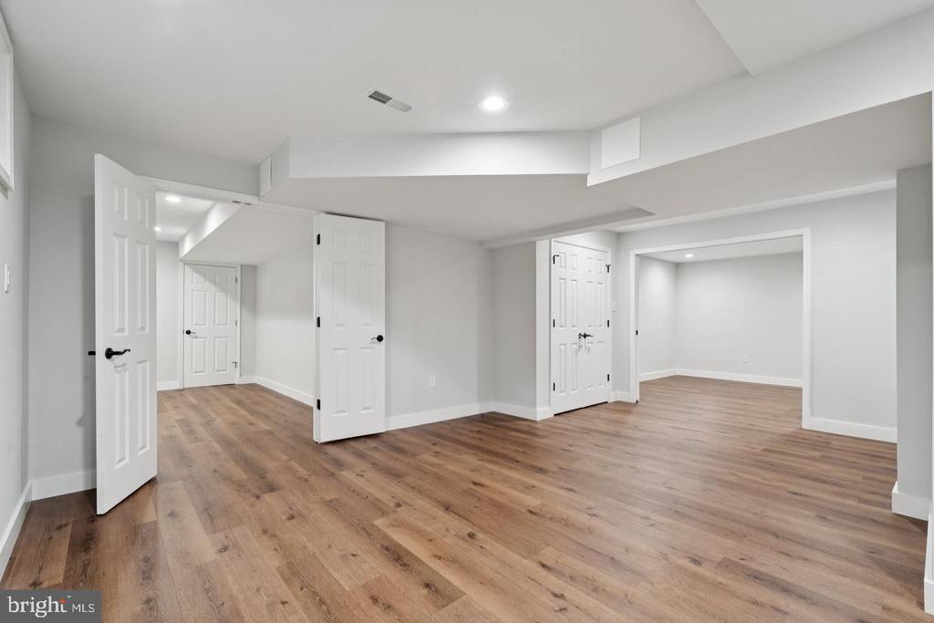 1291 MASON MILL COURT