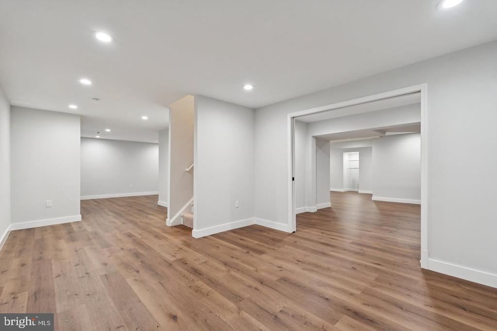1291 MASON MILL COURT