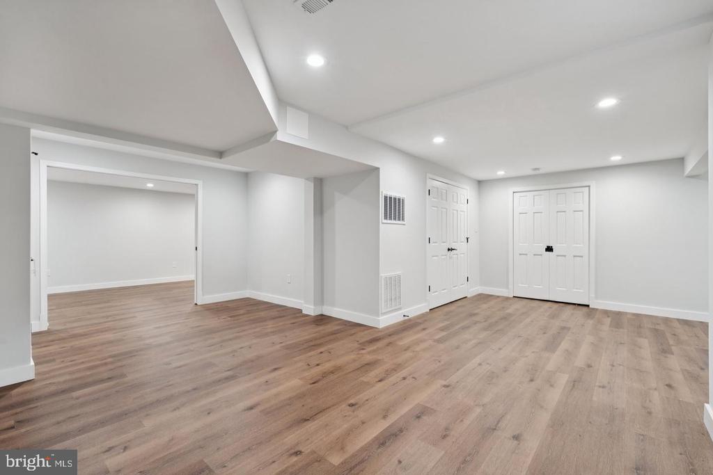 1291 MASON MILL COURT