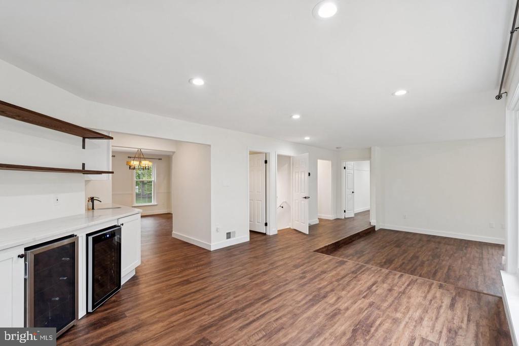 1291 MASON MILL COURT