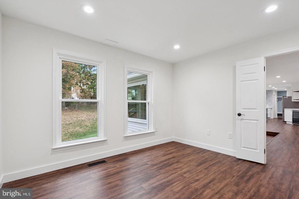 1291 MASON MILL COURT