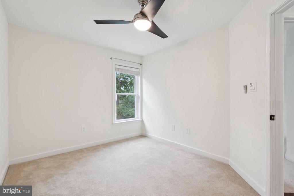 1291 MASON MILL COURT