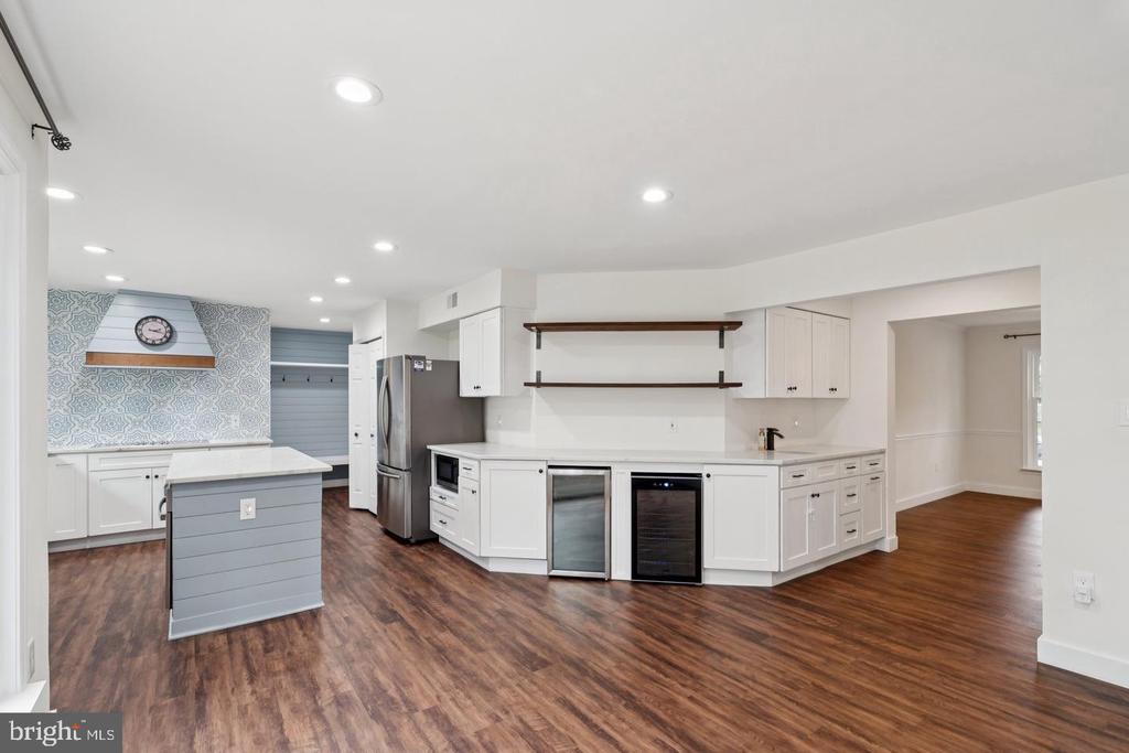 1291 MASON MILL COURT