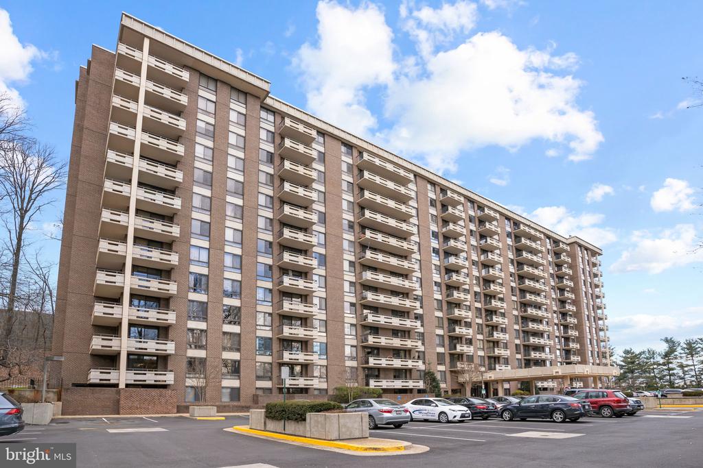FAIRFAX Unit: 503