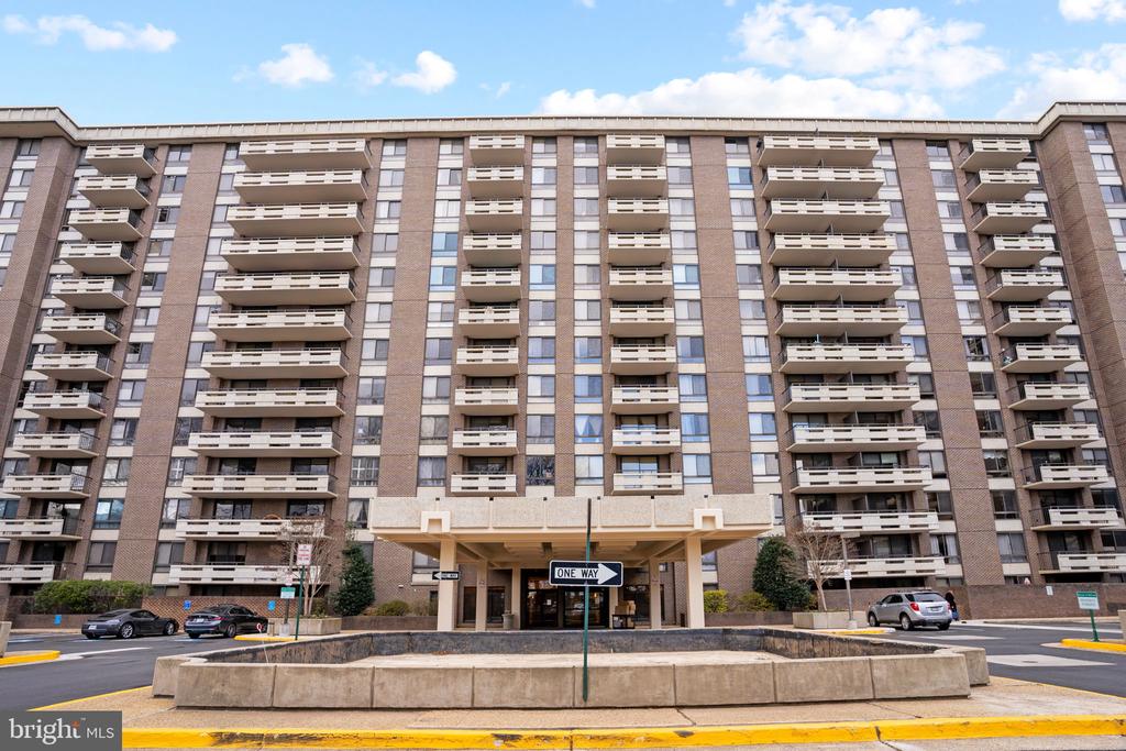 FAIRFAX Unit: 503