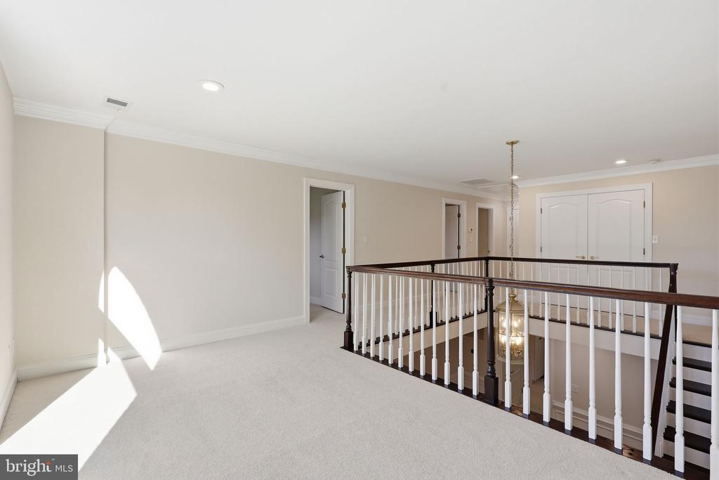 7421 SHREVE ROAD