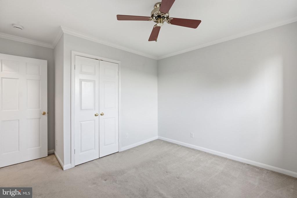 10429 RED GRANITE TERRACE