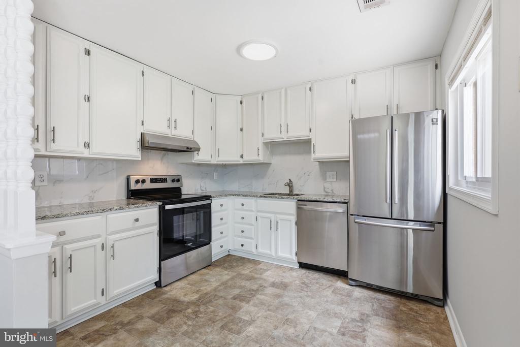 1211 SPRINGTIDE PLACE
