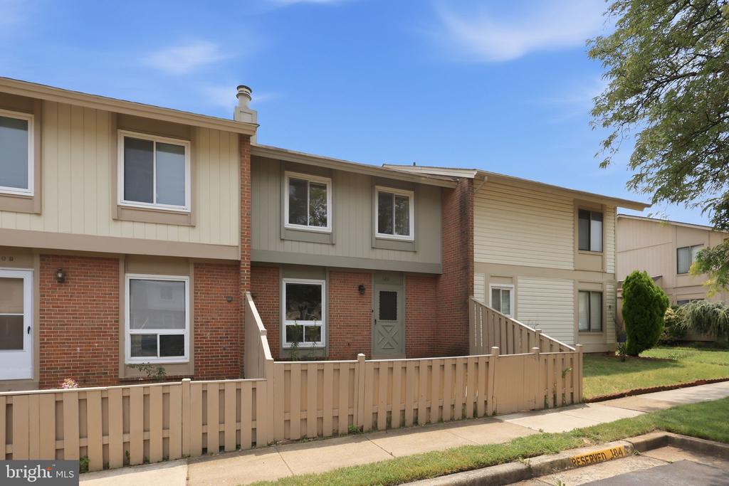 1211 SPRINGTIDE PLACE