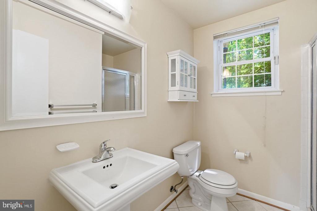 2391 HUNTERS SQUARE COURT