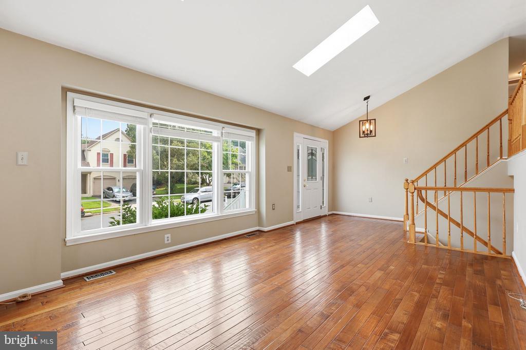 7690 GREEN GARLAND DRIVE