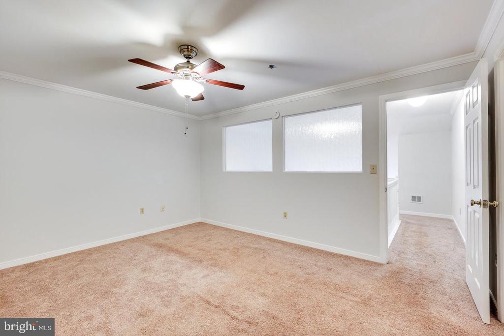 1645 INTERNATIONAL DRIVE Unit: 411