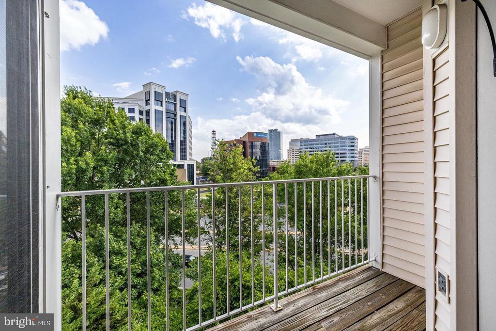 1645 INTERNATIONAL DRIVE Unit: 411