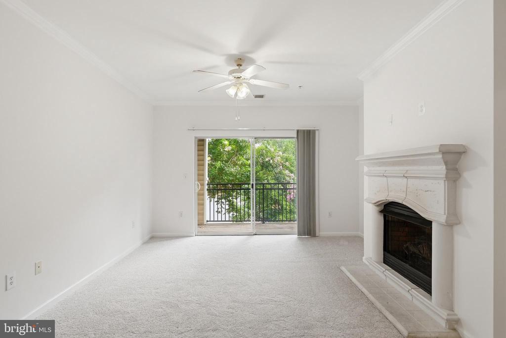 12933 CENTRE PARK CIRCLE Unit: 201