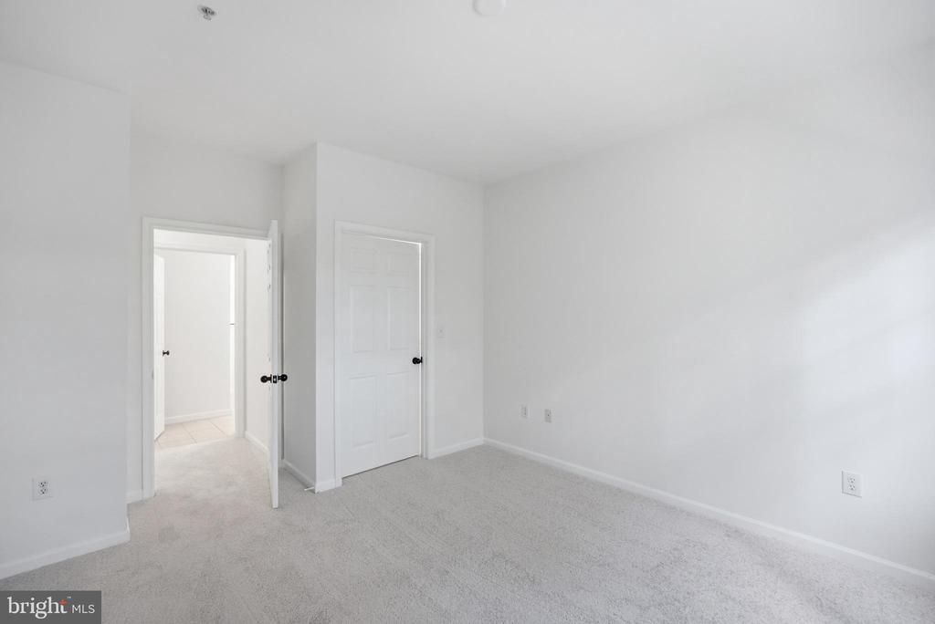 12933 CENTRE PARK CIRCLE Unit: 201