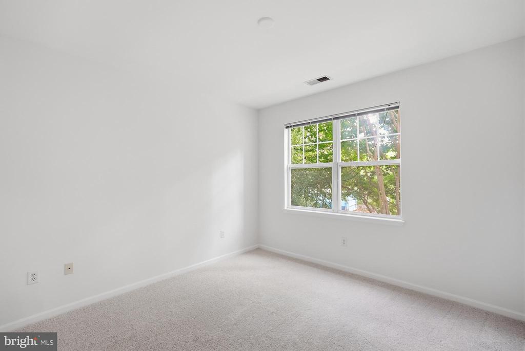 12933 CENTRE PARK CIRCLE Unit: 201