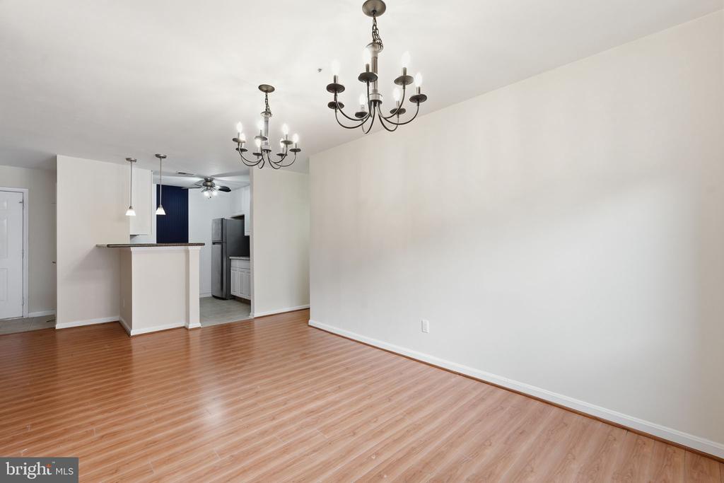 3176 SUMMIT SQUARE DRIVE Unit: 4-A2