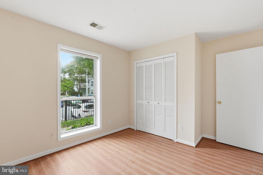3176 SUMMIT SQUARE DRIVE Unit: 4-A2