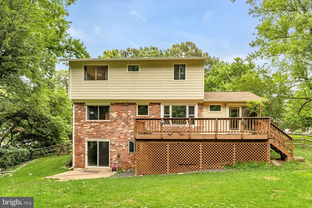 10103 DUNDALK STREET