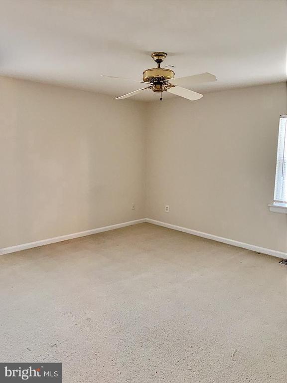 3100 BLACK HICKORY DRIVE