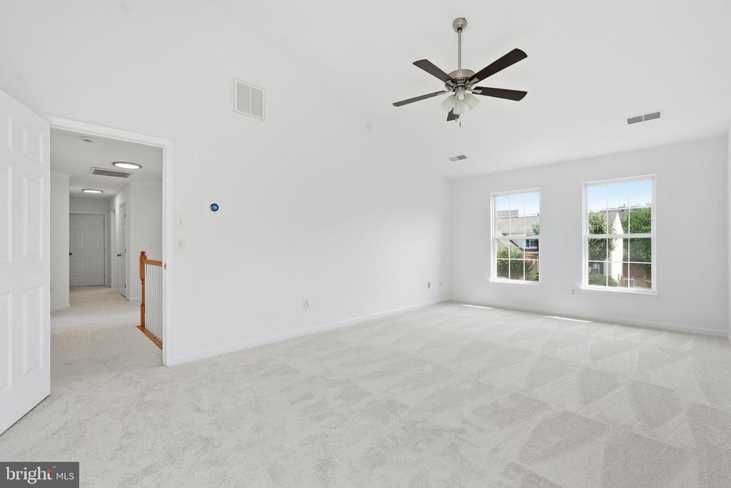 14090 EAGLE CHASE CIRCLE