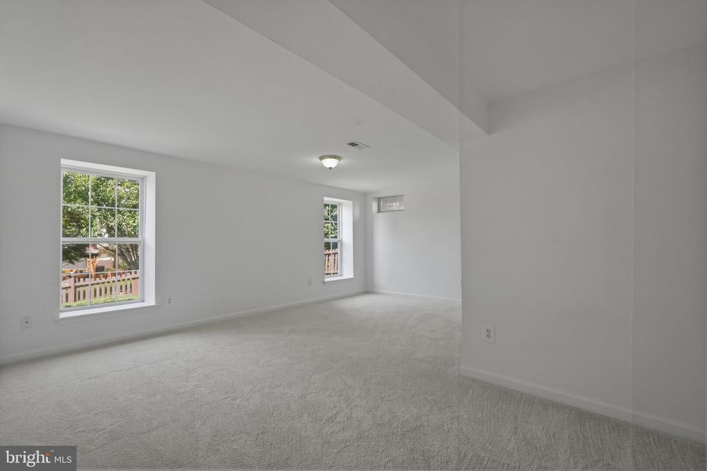 14090 EAGLE CHASE CIRCLE