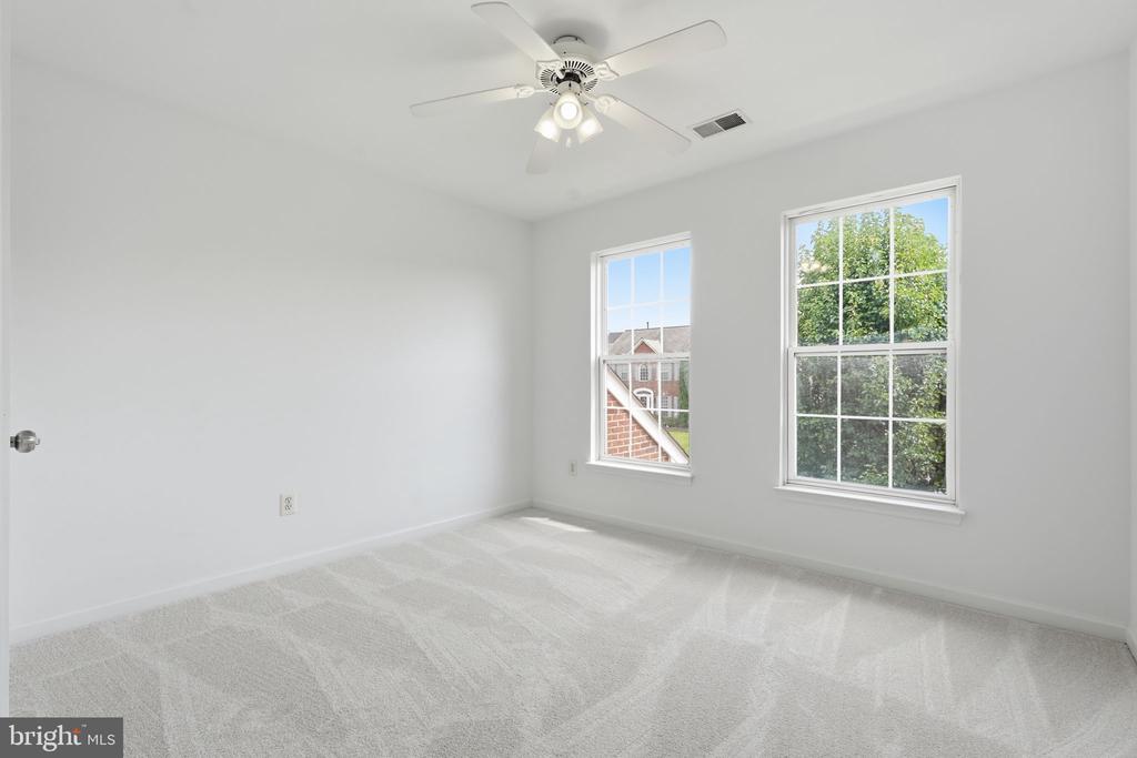 14090 EAGLE CHASE CIRCLE