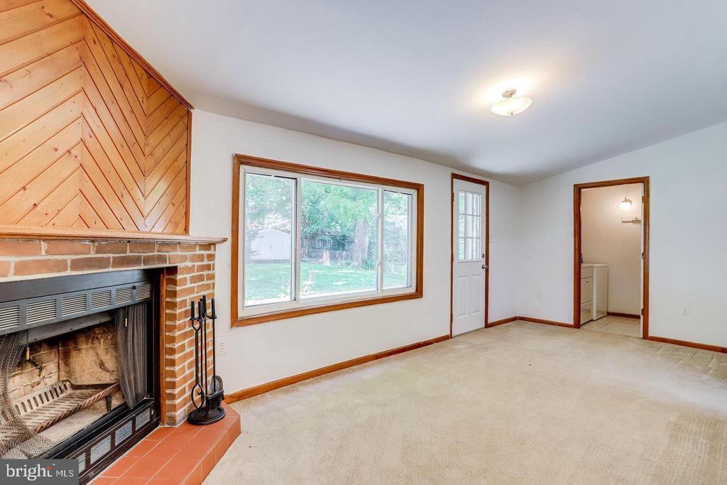 1922 ANDERSON ROAD