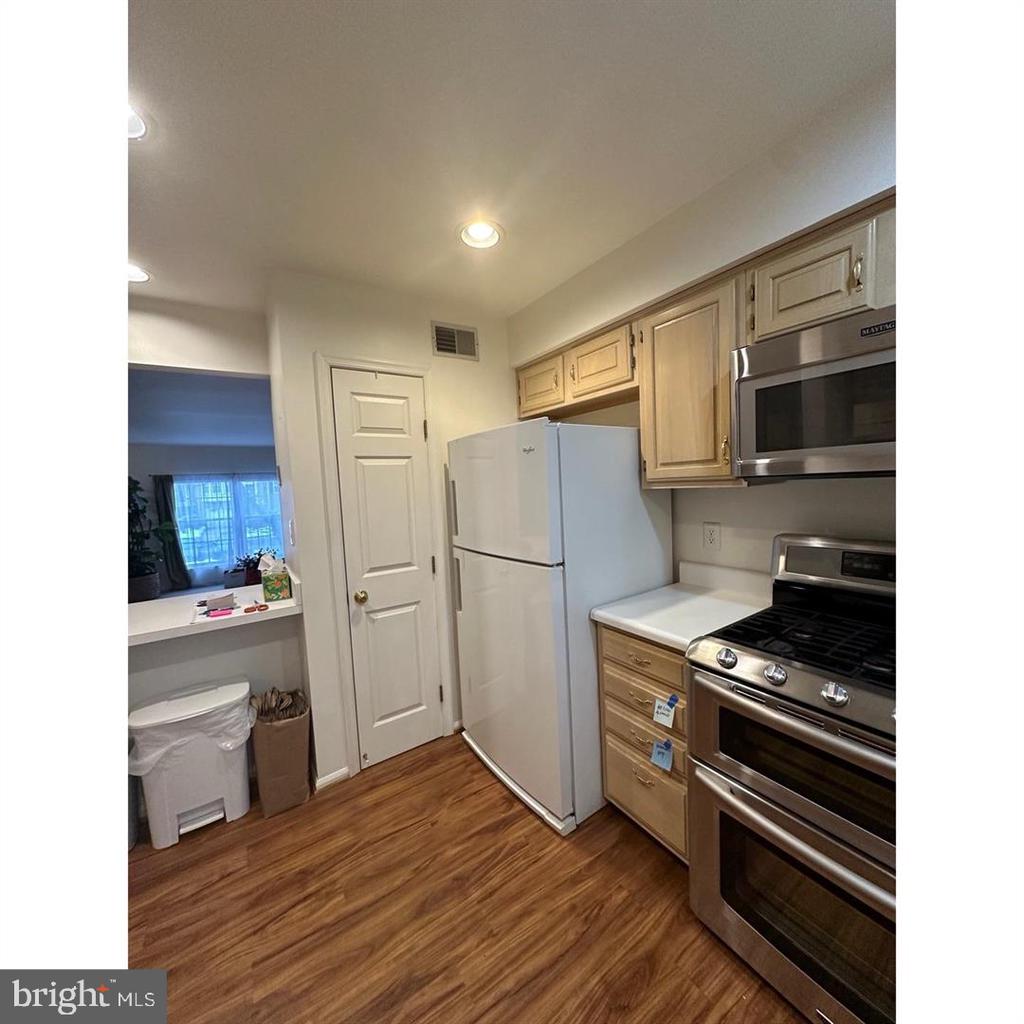 1414 PARK GARDEN LANE