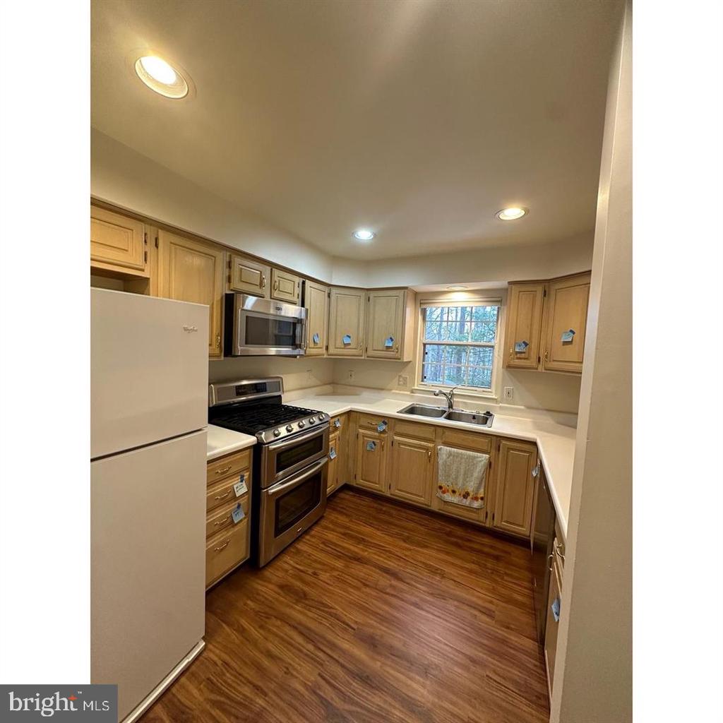 1414 PARK GARDEN LANE