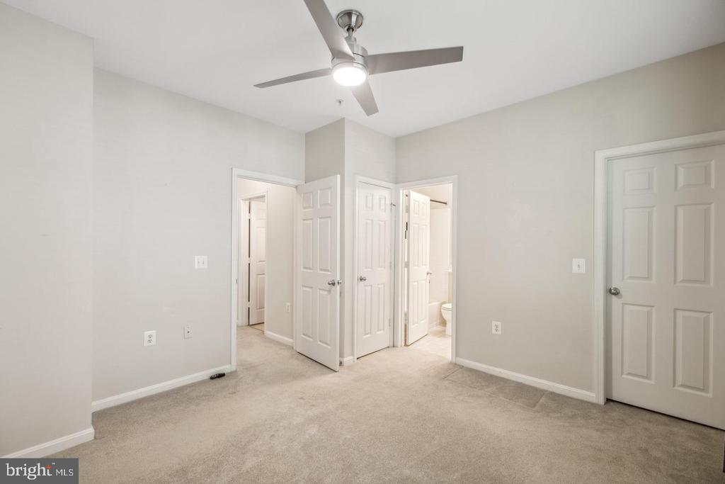 9490 VIRGINIA CENTER BOULEVARD Unit: 132