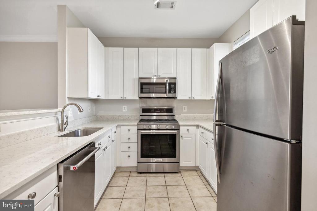 9490 VIRGINIA CENTER BOULEVARD Unit: 132