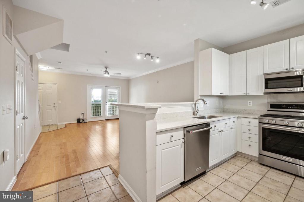 9490 VIRGINIA CENTER BOULEVARD Unit: 132