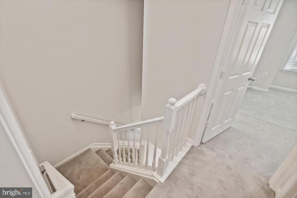 9490 VIRGINIA CENTER BOULEVARD Unit: 132