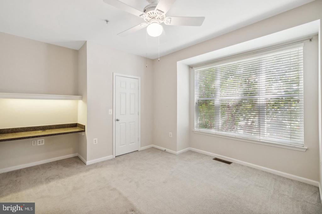 9490 VIRGINIA CENTER BOULEVARD Unit: 132