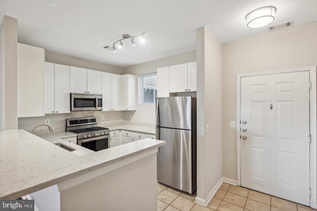 9490 VIRGINIA CENTER BOULEVARD Unit: 132