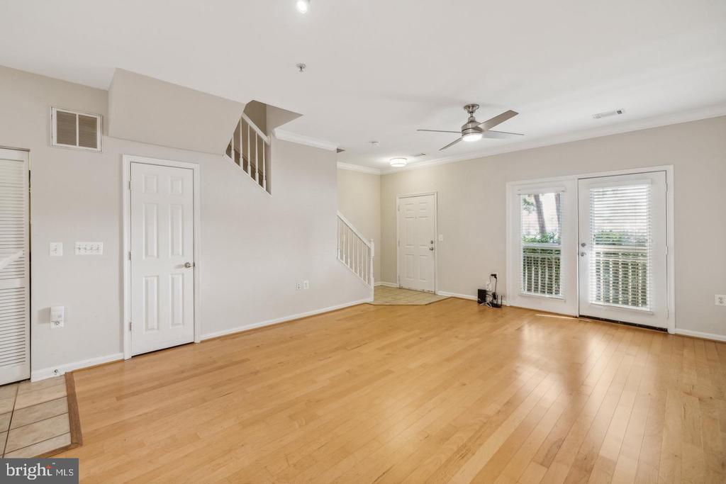 9490 VIRGINIA CENTER BOULEVARD Unit: 132