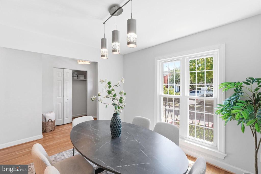 3318 ARDLEY COURT